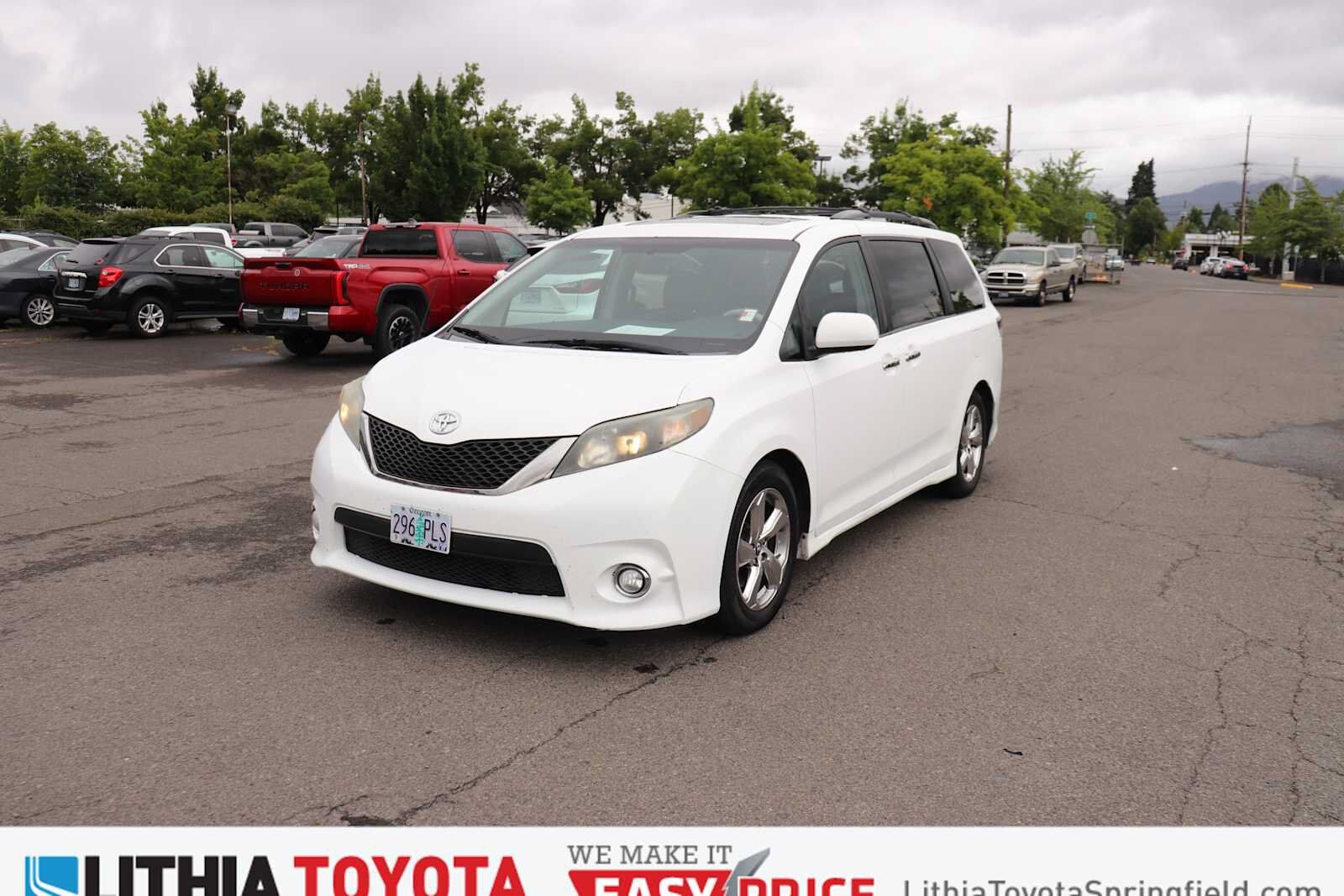 2014 TOYOTA Sienna
