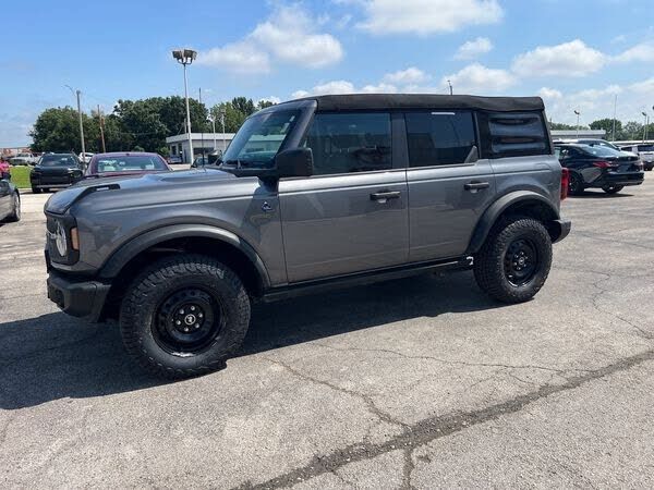 2023 FORD Bronco