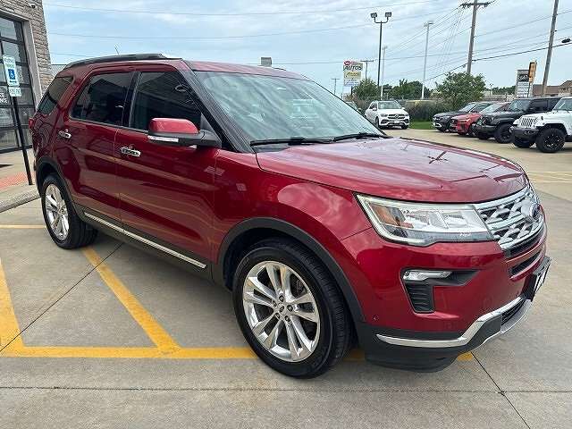 2018 FORD Explorer