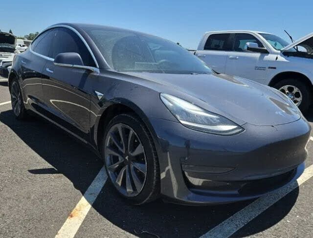 2019 TESLA Model 3