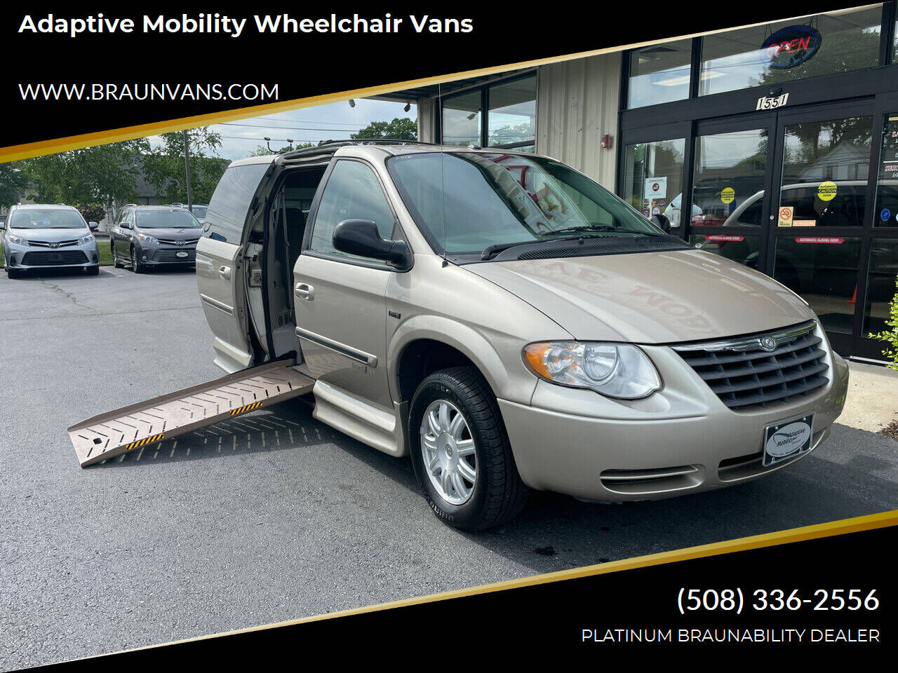 2007 CHRYSLER Town and Country