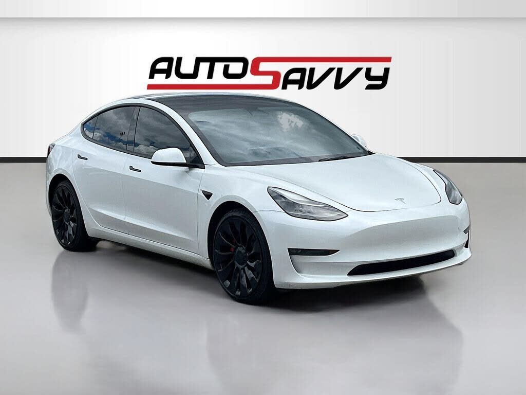 2023 TESLA Model 3