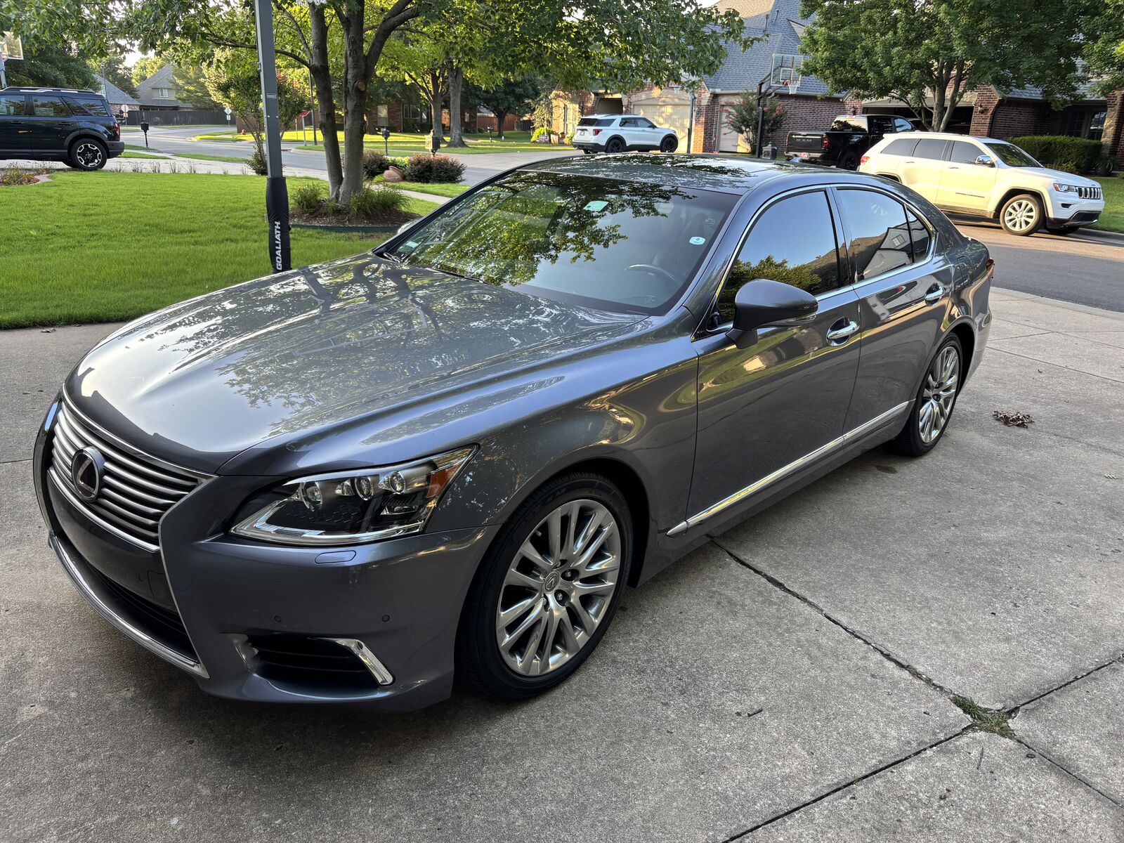2014 LEXUS LS