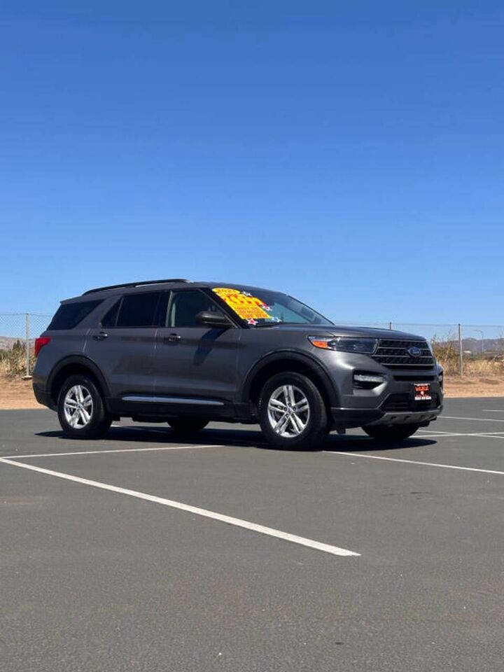 2021 FORD Explorer