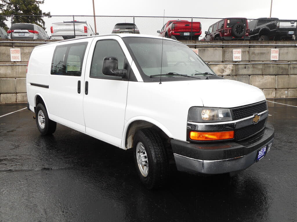 2016 CHEVROLET Express