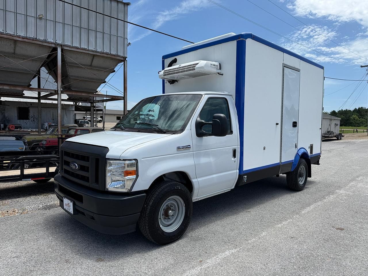 2023 FORD E-350