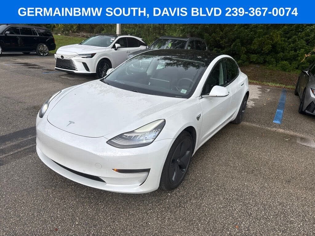 2020 TESLA Model 3