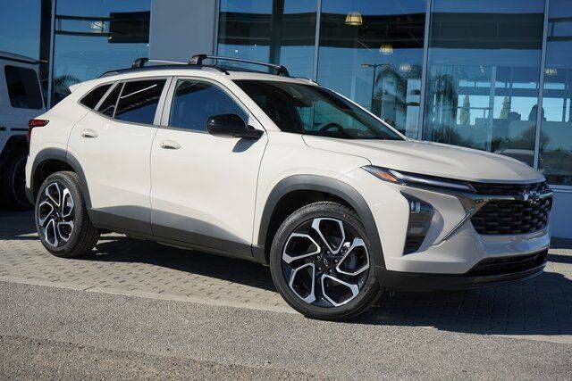 2026 CHEVROLET Trax