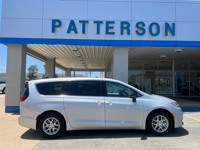 2024 CHRYSLER Pacifica