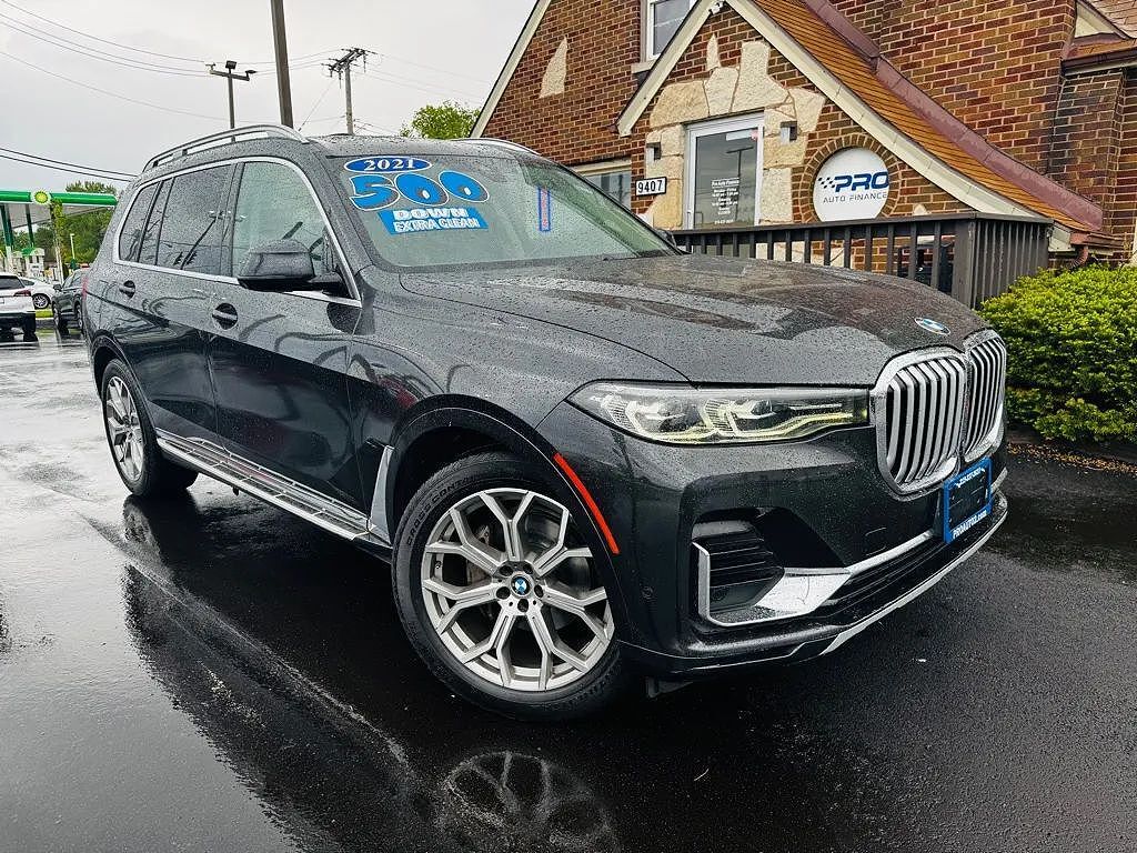 2021 BMW X7