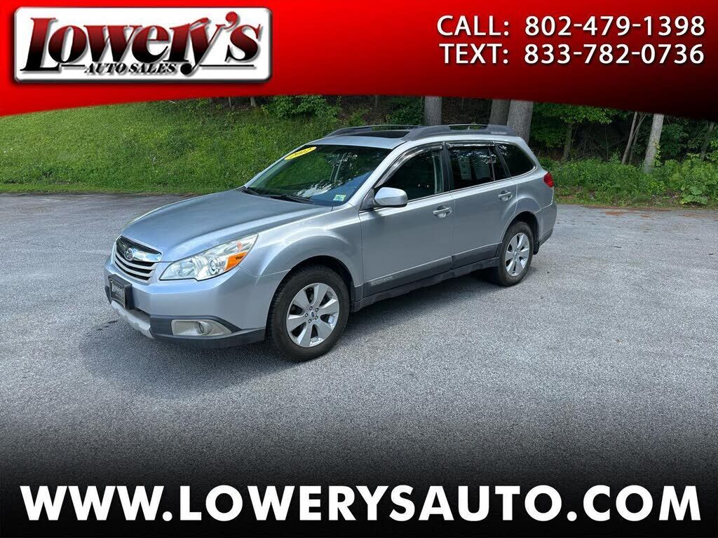 2012 SUBARU Outback