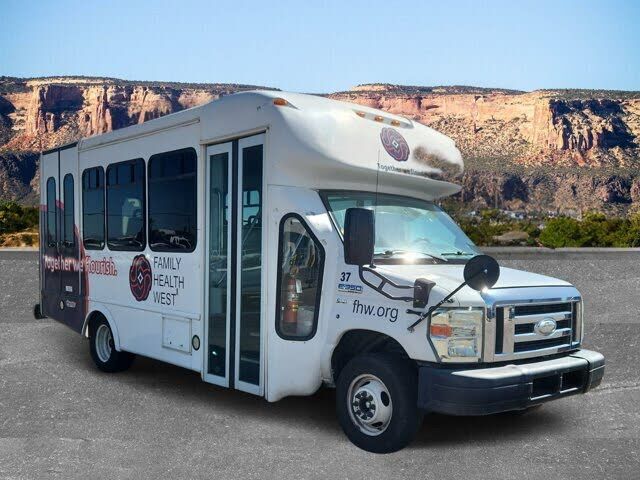 2016 FORD E-350
