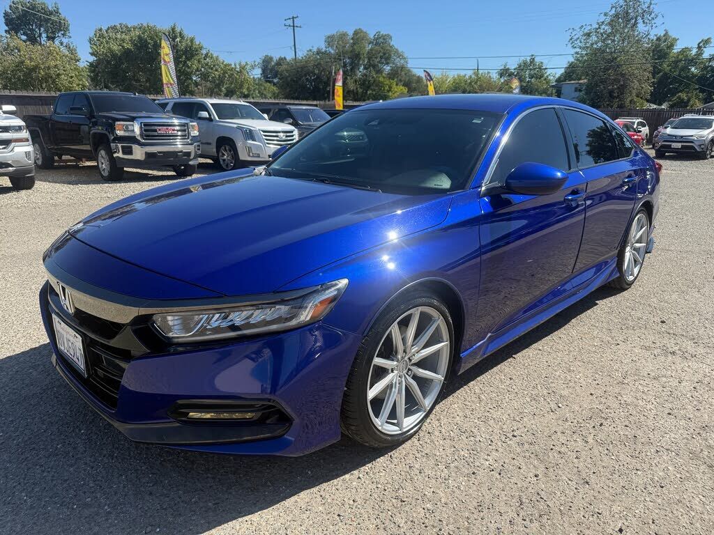 2020 HONDA Accord
