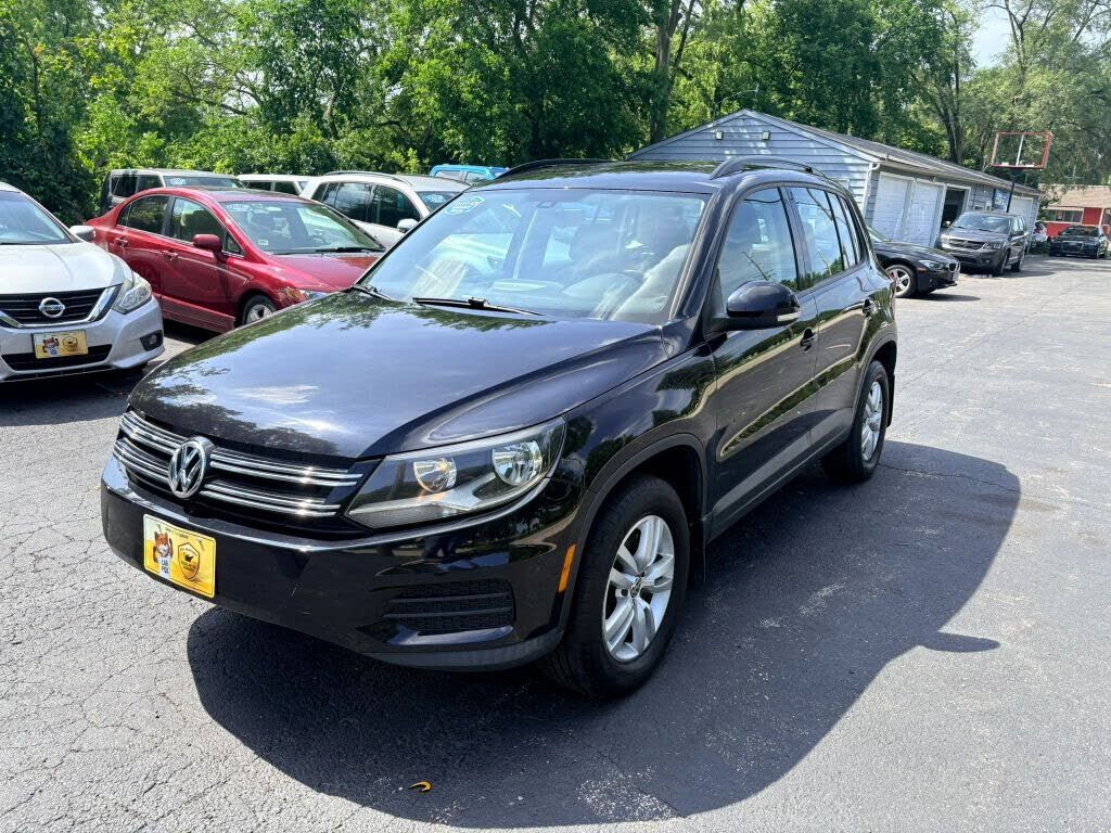 2016 VOLKSWAGEN Tiguan