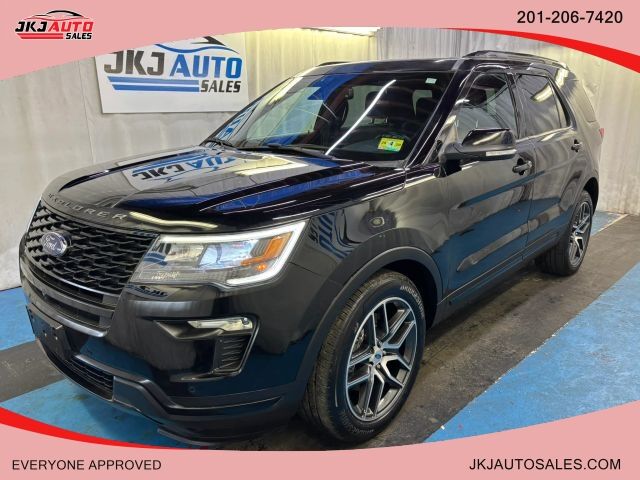 2018 FORD Explorer
