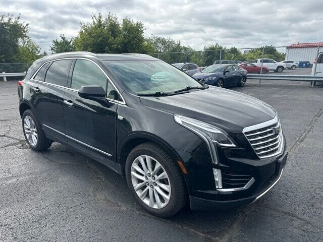 2017 CADILLAC XT5