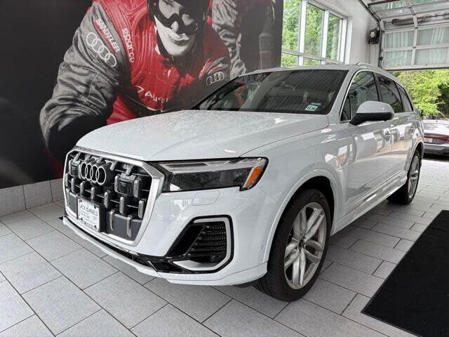2025 AUDI Q7