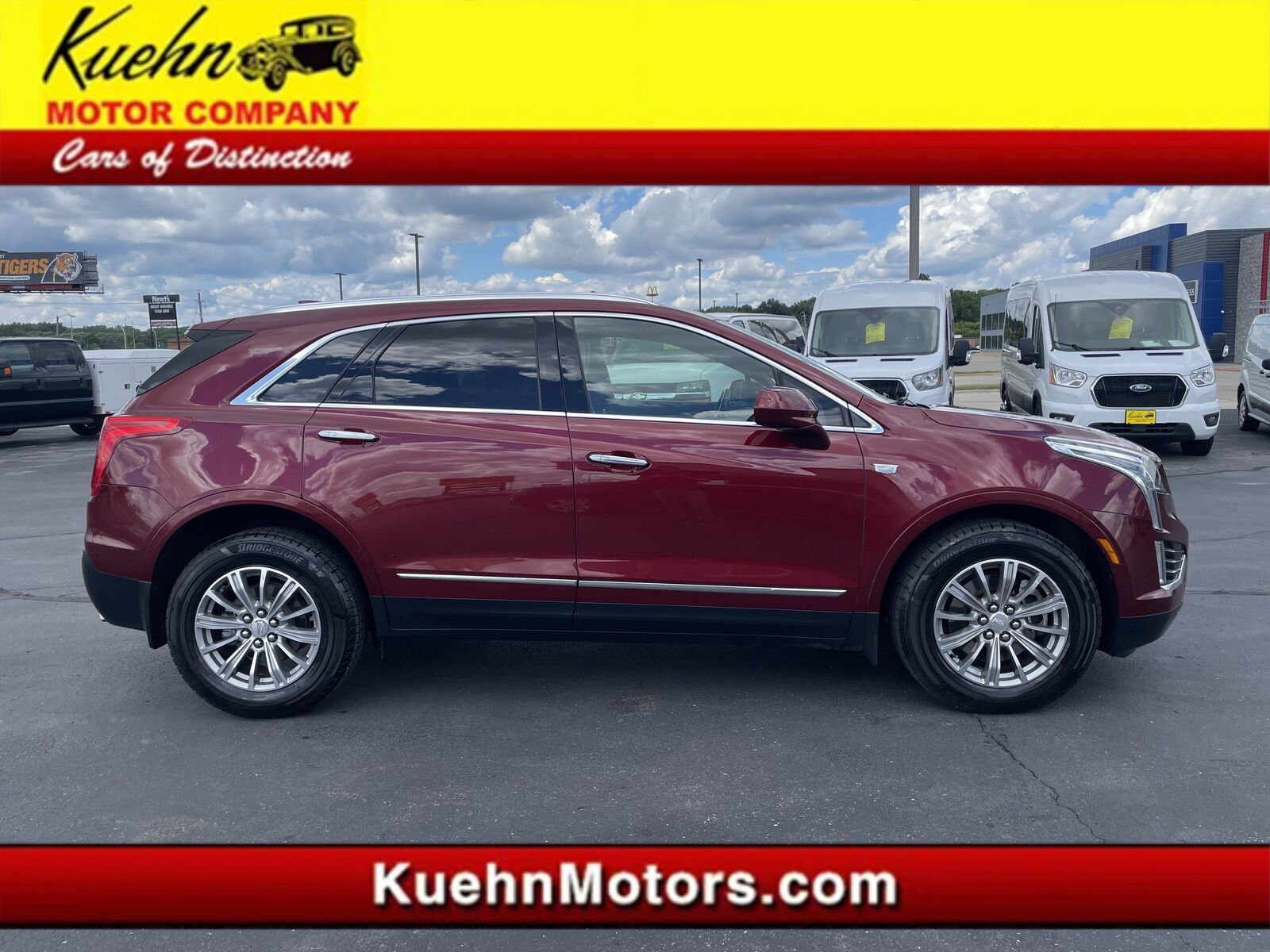 2017 CADILLAC XT5