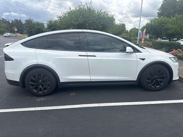2022 TESLA Model X