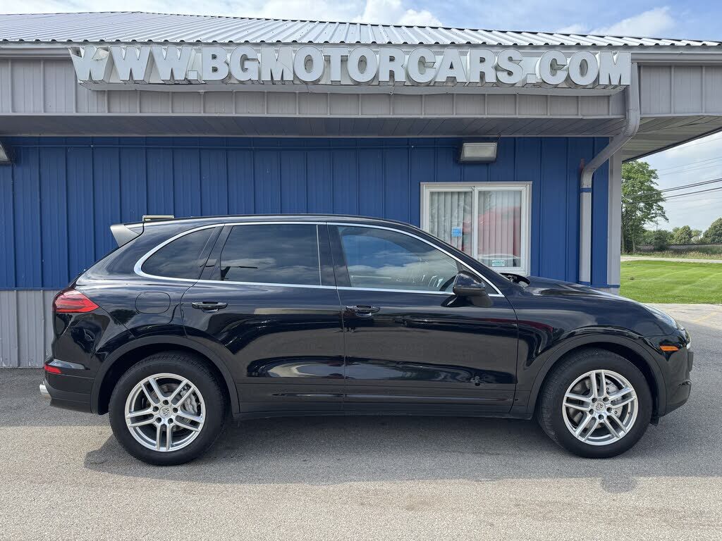 2016 PORSCHE Cayenne