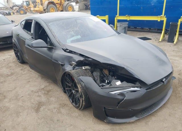2024 TESLA Model S