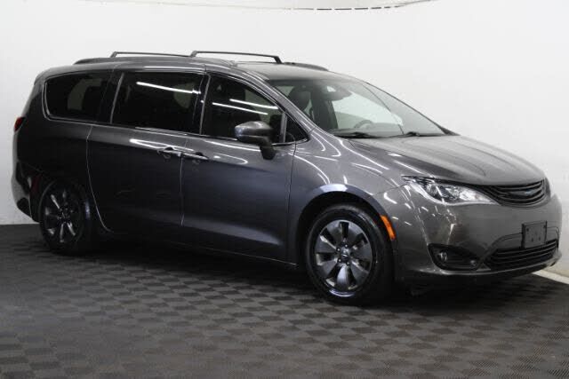 2019 CHRYSLER Pacifica