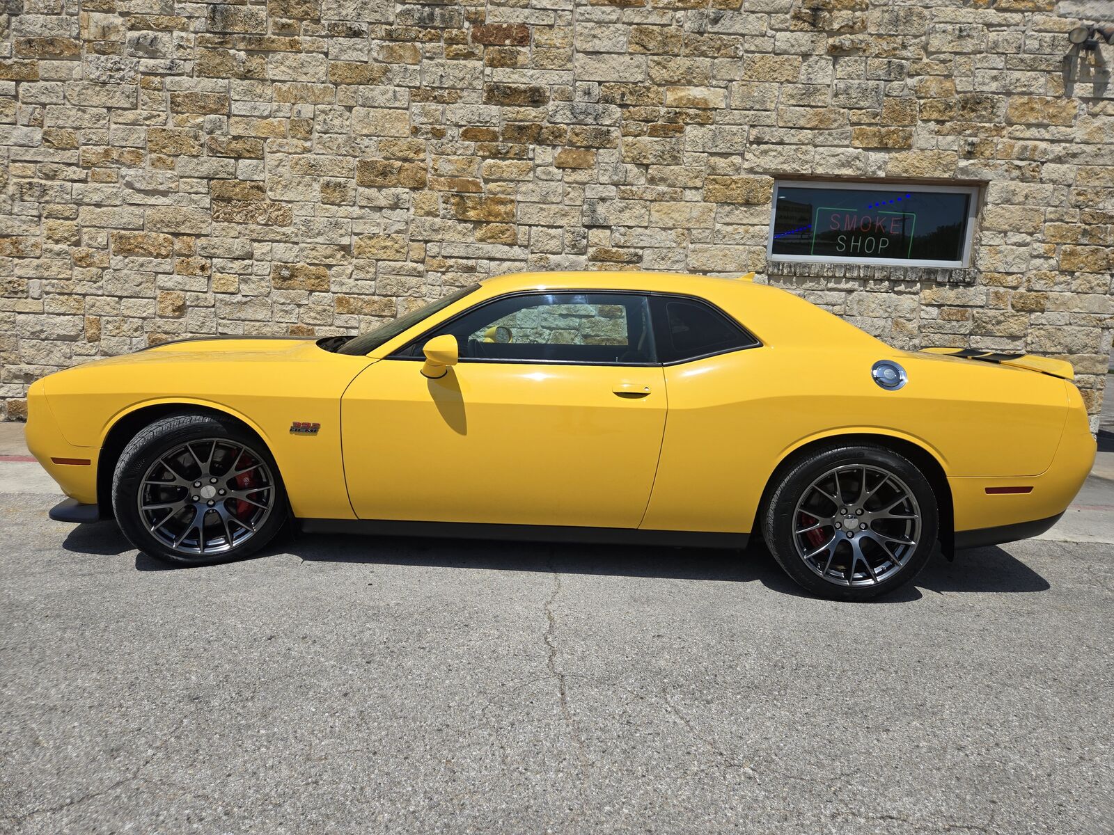 2017 DODGE Challenger