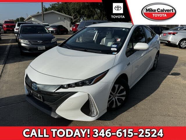2022 TOYOTA Prius