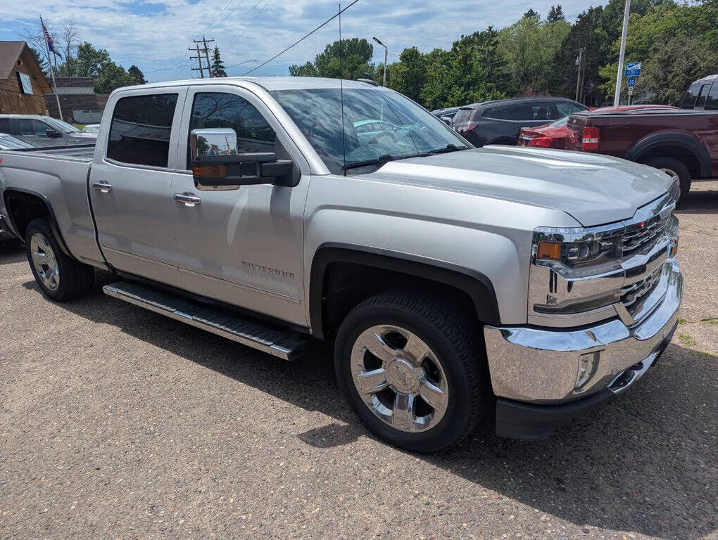 2017 CHEVROLET Silverado