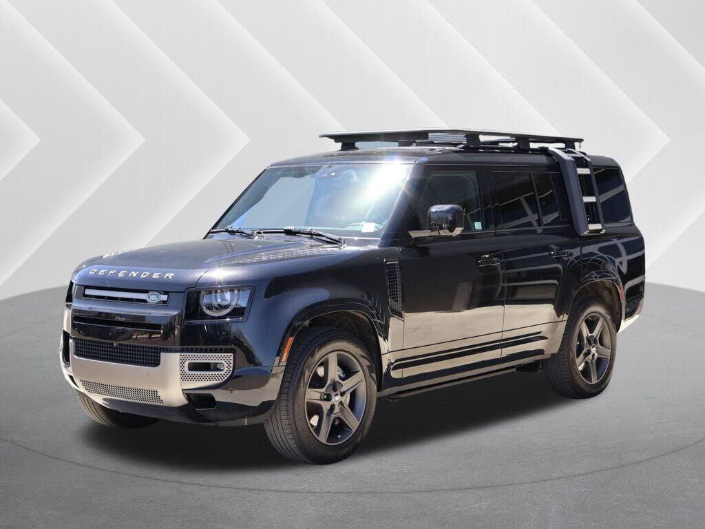 2025 LAND ROVER Defender