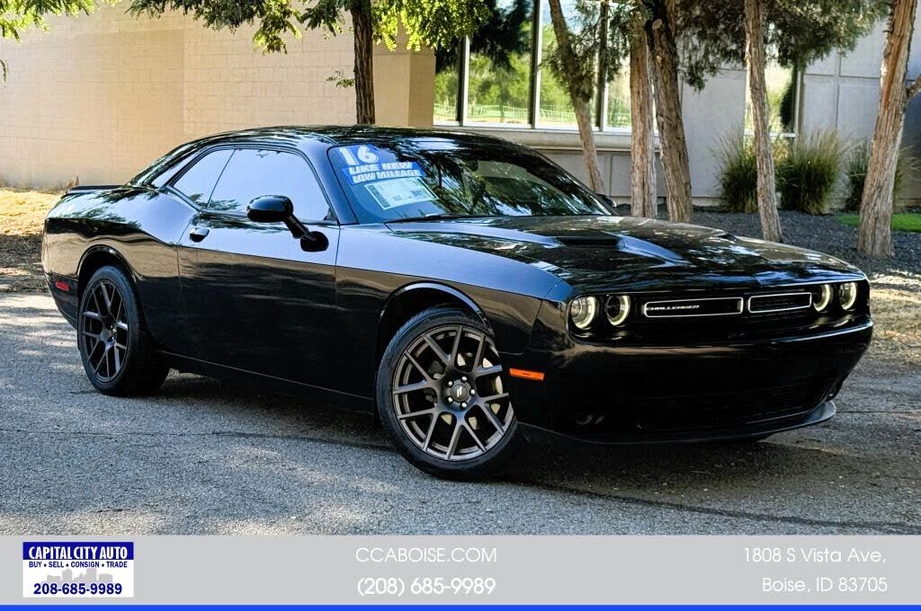 2016 DODGE Challenger