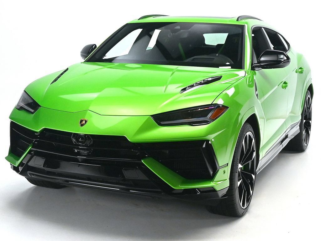 2023 LAMBORGHINI URUS