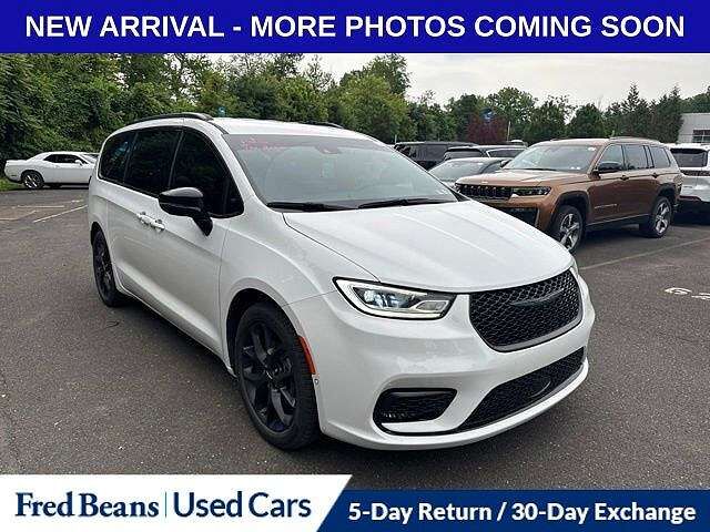 2024 CHRYSLER Pacifica