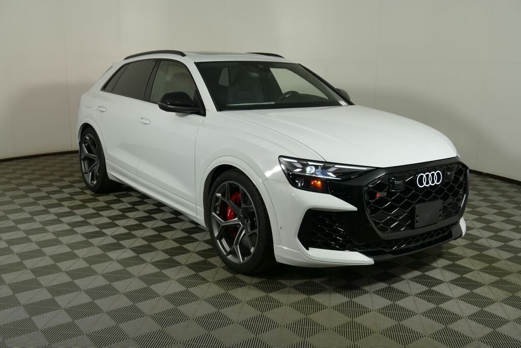 2026 AUDI RS Q8