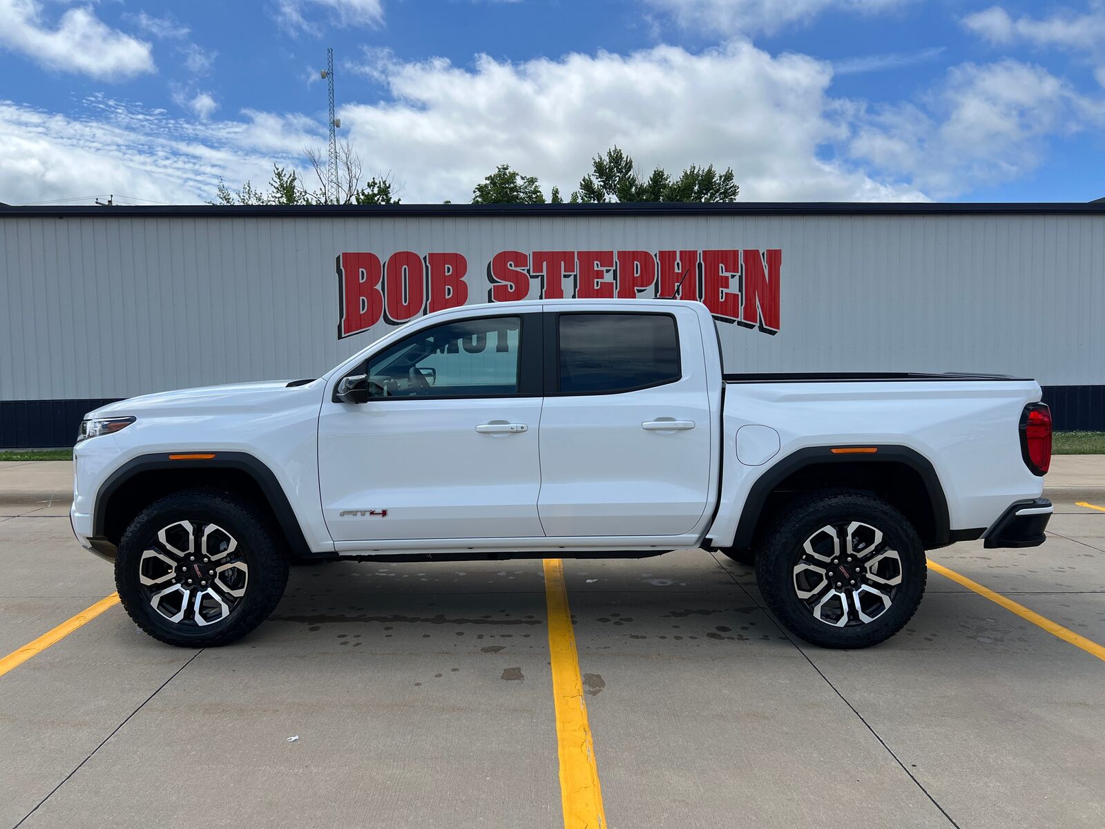 2026 GMC Canyon