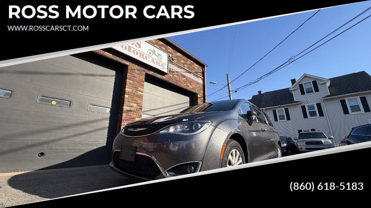 2017 CHRYSLER Pacifica