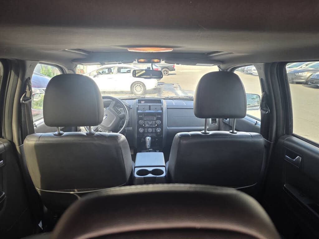 2011 FORD Escape