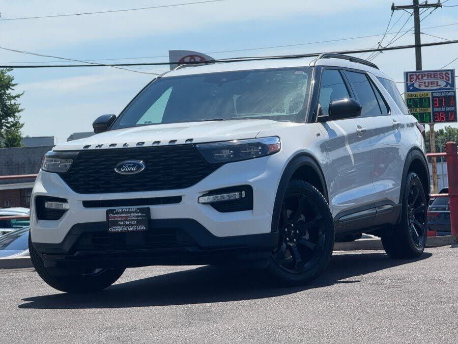 2023 FORD Explorer