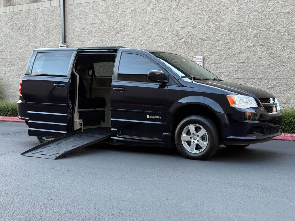 2011 DODGE Grand Caravan