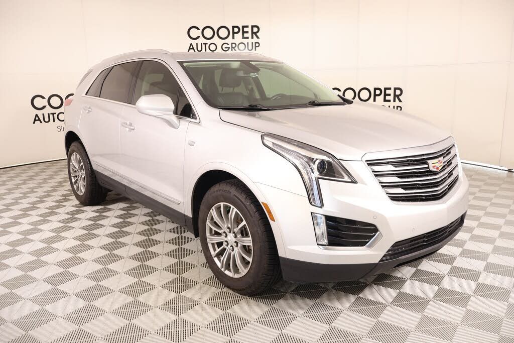 2017 CADILLAC XT5