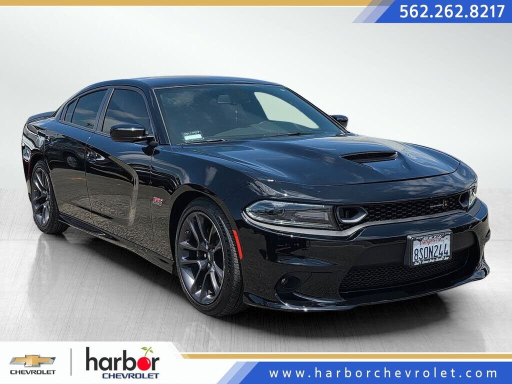 2020 DODGE Charger
