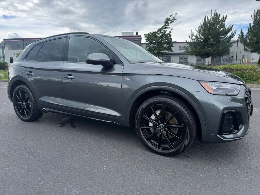 2023 AUDI Q5 e