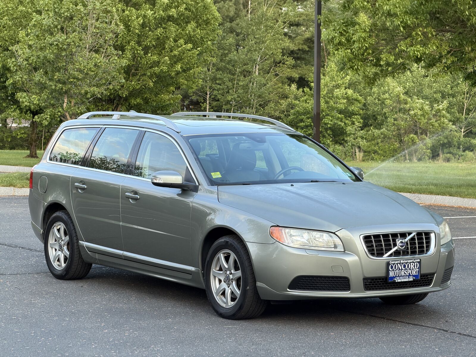 2008 VOLVO V70