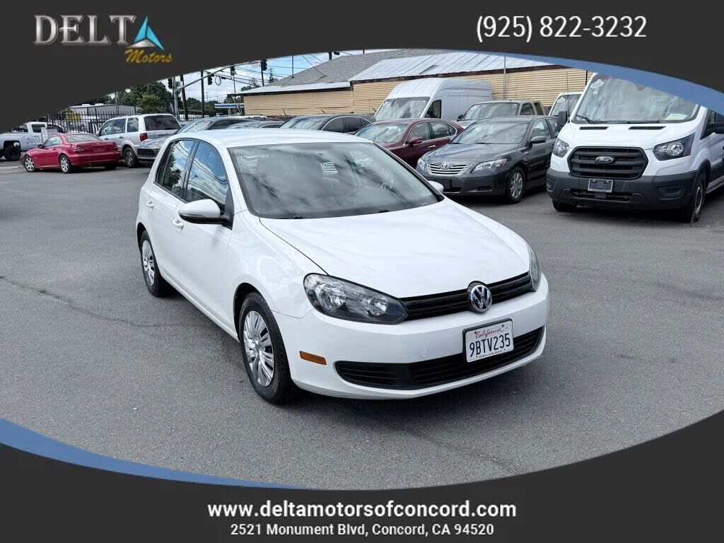 2012 VOLKSWAGEN Golf