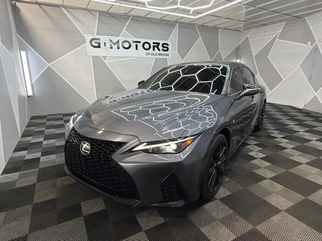 2023 LEXUS IS