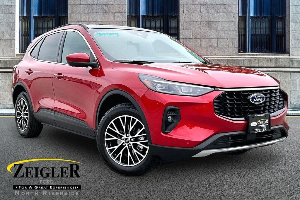2025 FORD Escape