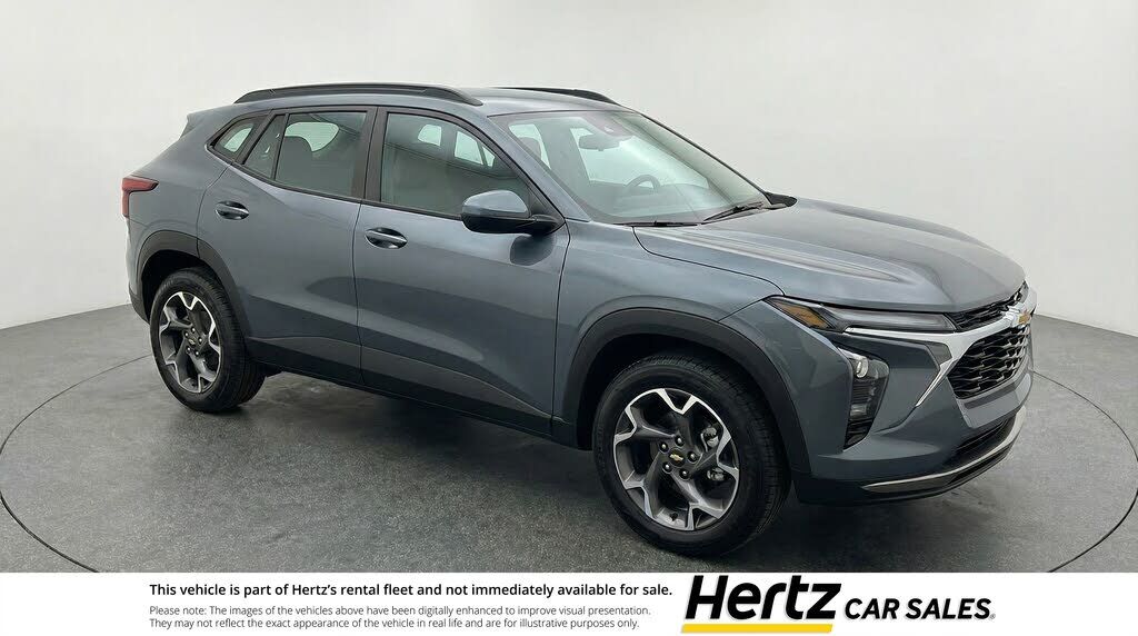 2025 CHEVROLET Trax