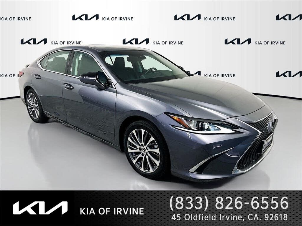 2021 LEXUS ES