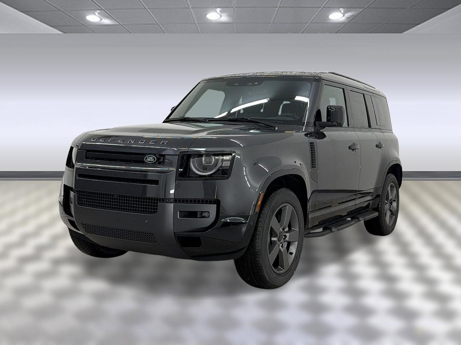 2026 LAND ROVER Defender