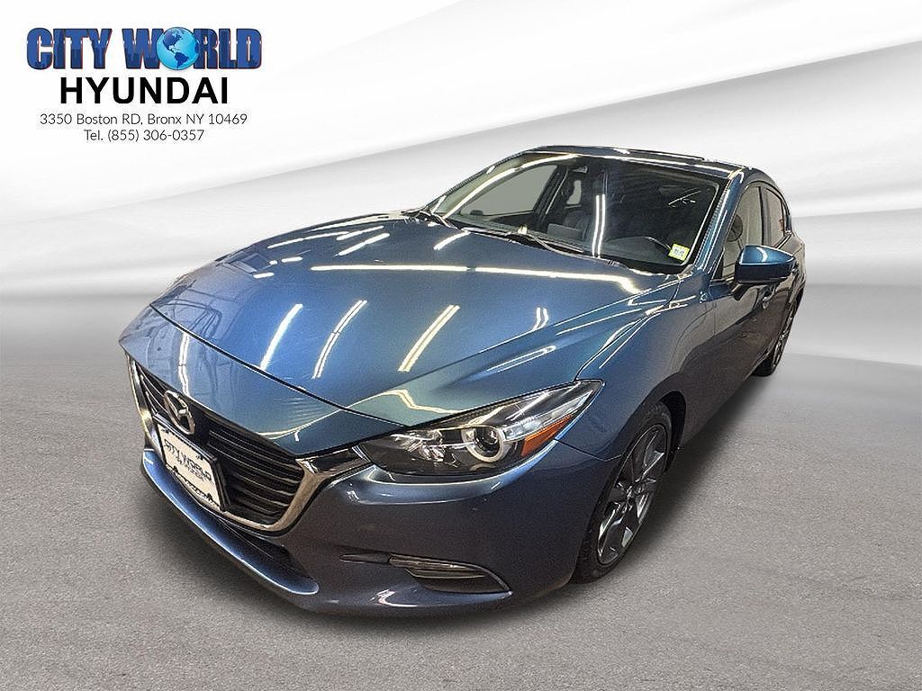 2018 MAZDA Mazda3